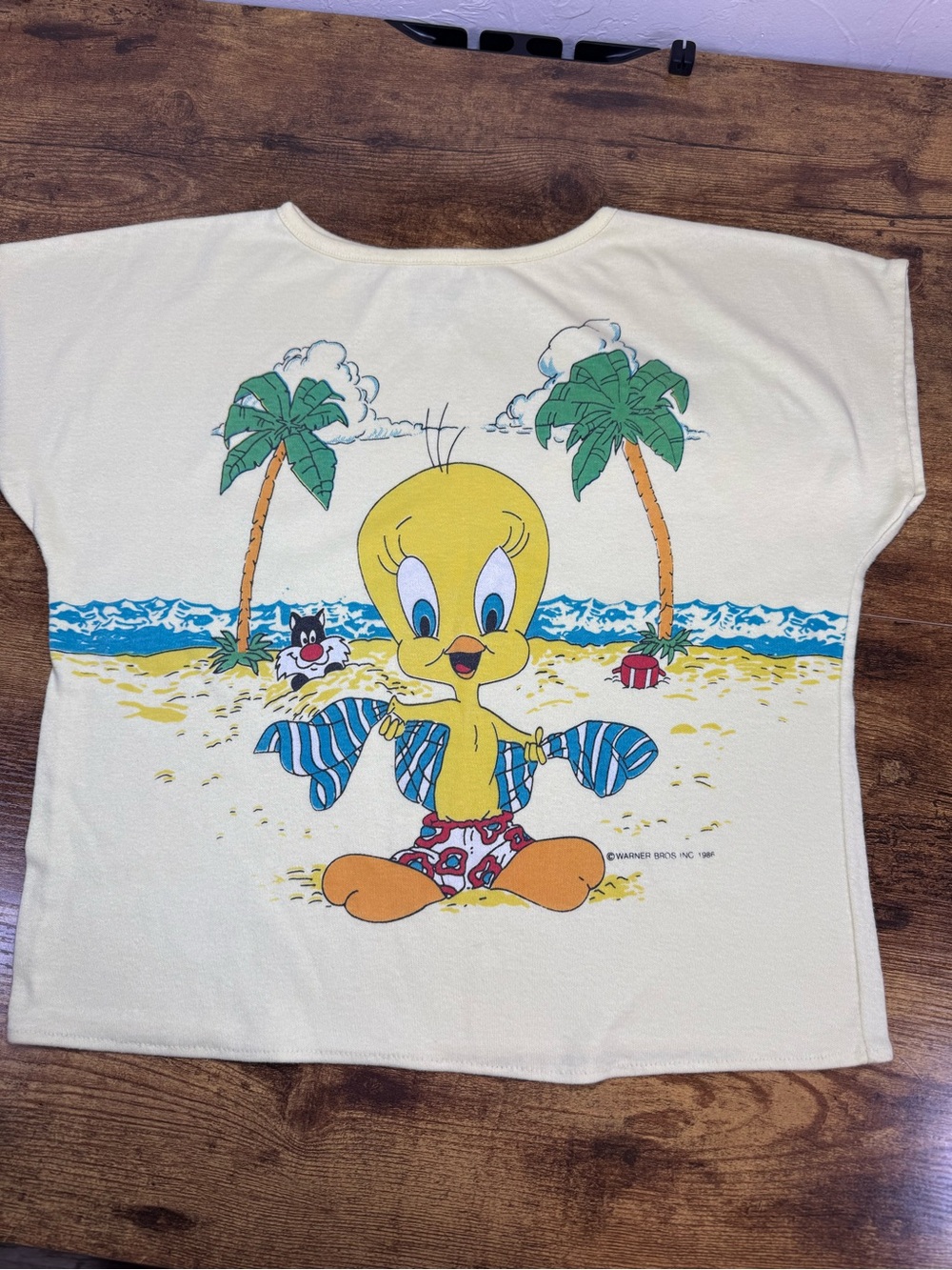Vintage 1986 B.J Frog Tweety Bird Yellow Cropped Baby Tee Size Medium